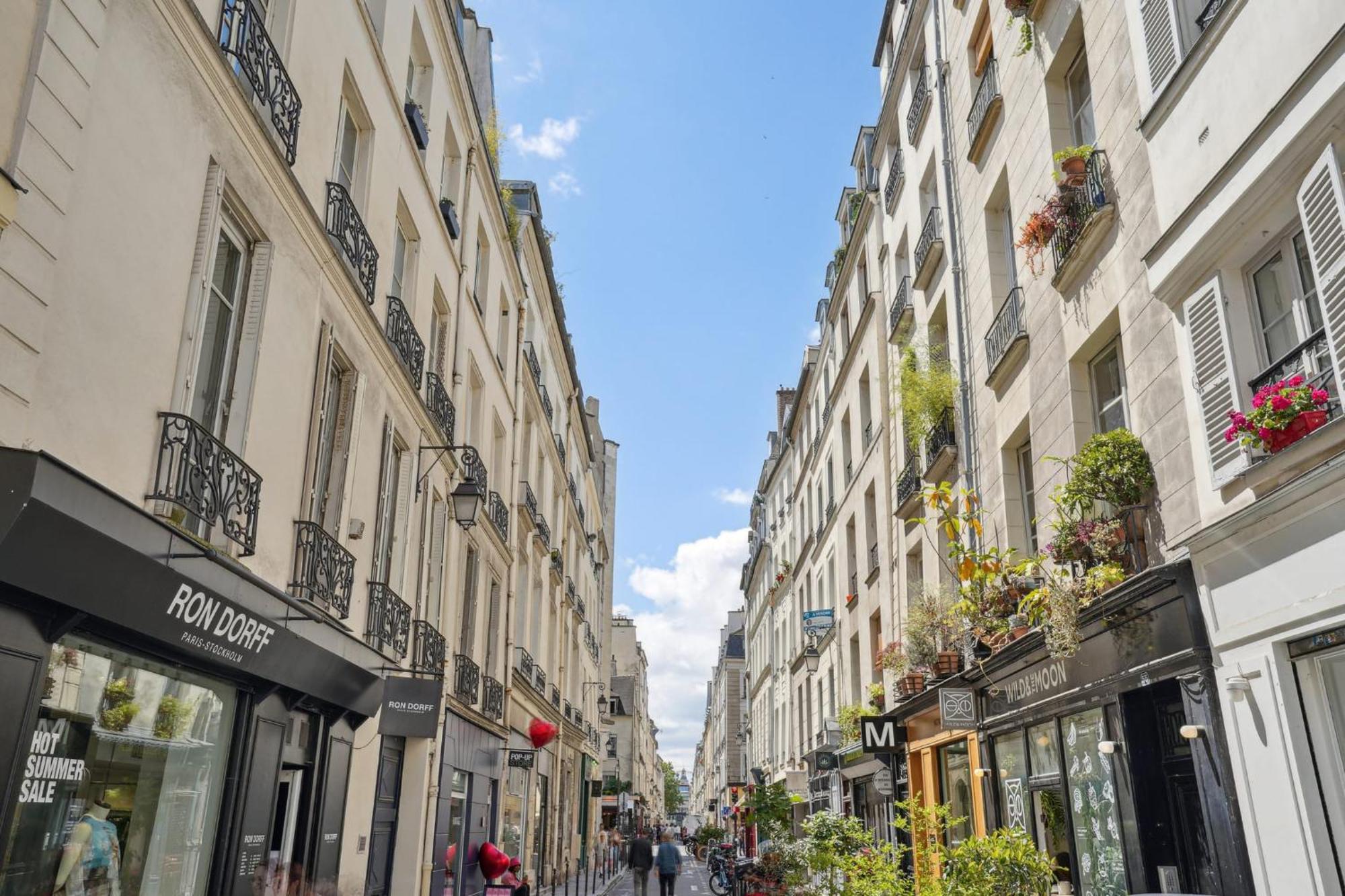 Apartment Bnbnova - Pompidou & Le Marais