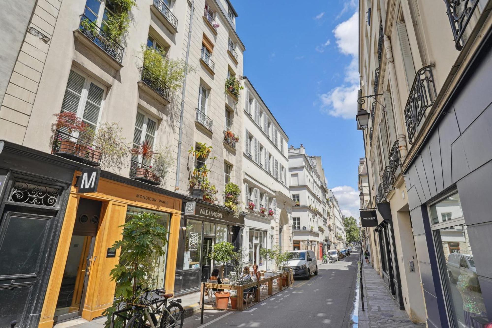 Apartment Bnbnova - Pompidou & Le Marais *