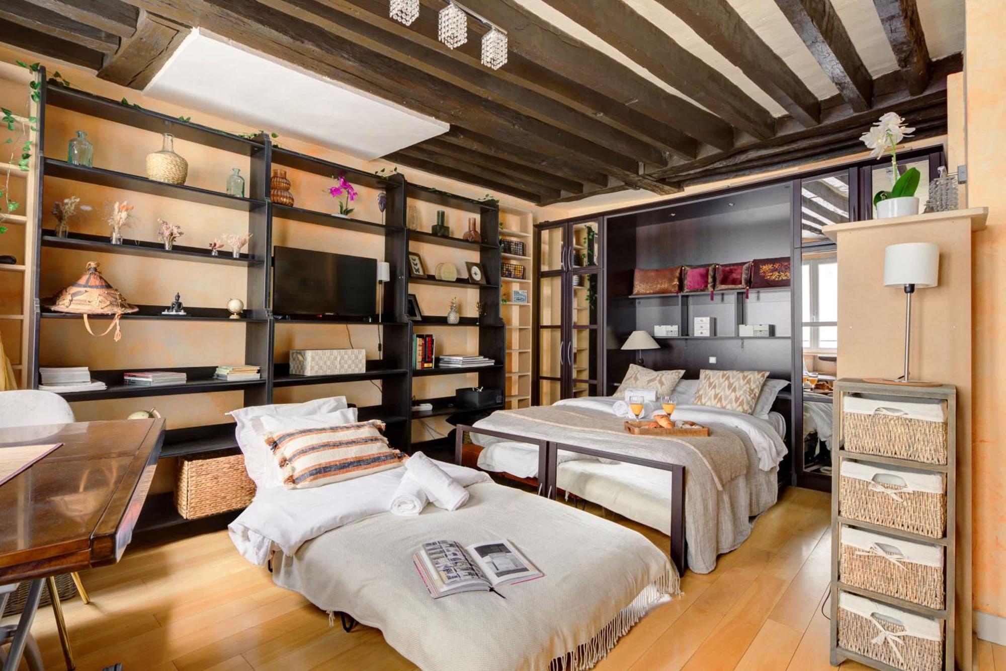 Bnbnova - Pompidou & Le Marais Apartment Paris